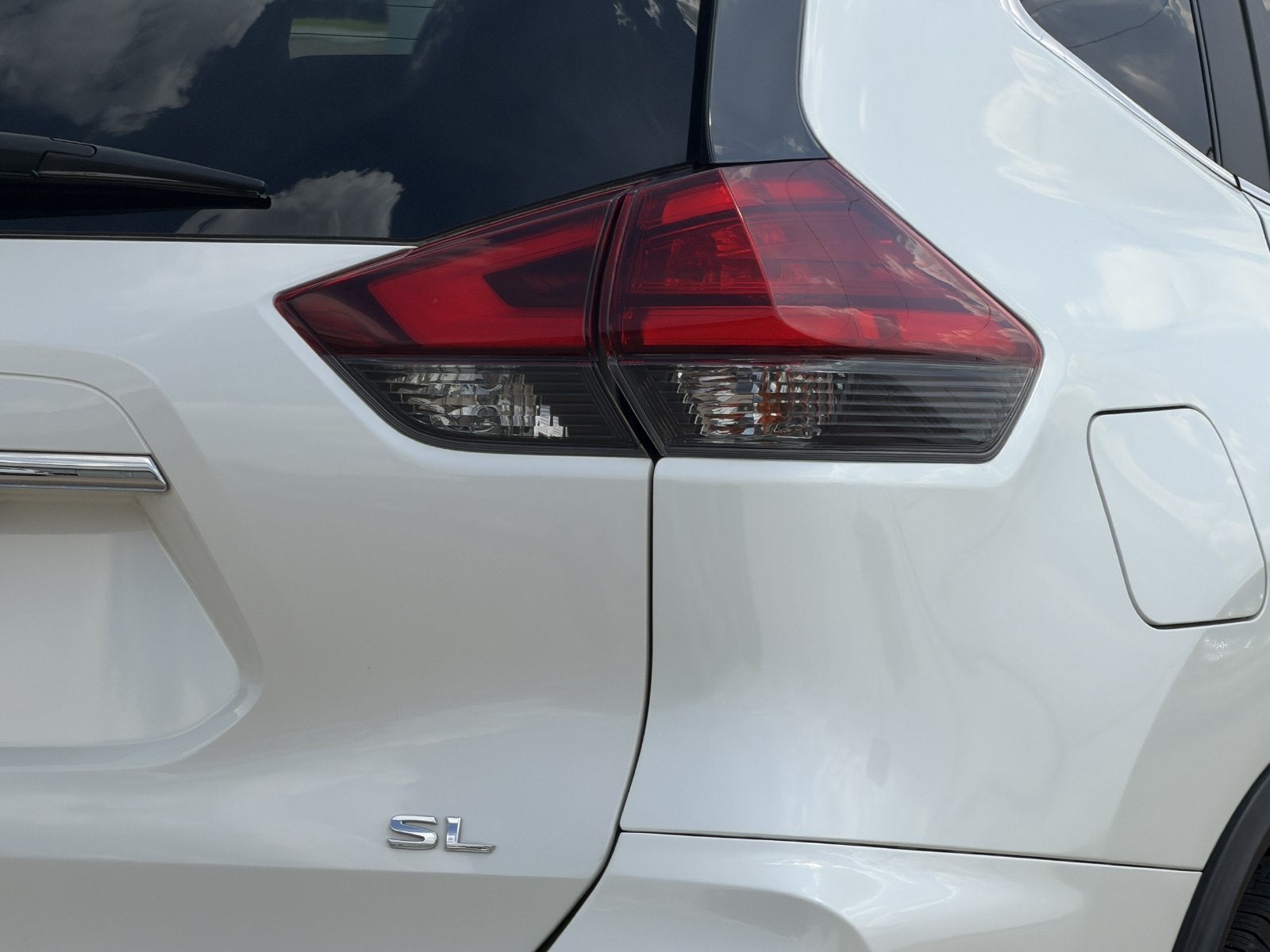 2017 Nissan Rogue SL