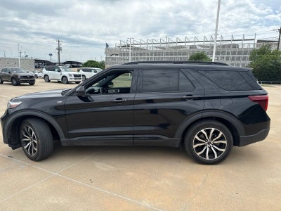 2022 Ford Explorer ST-Line