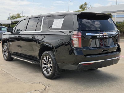 2023 Chevrolet Suburban LT