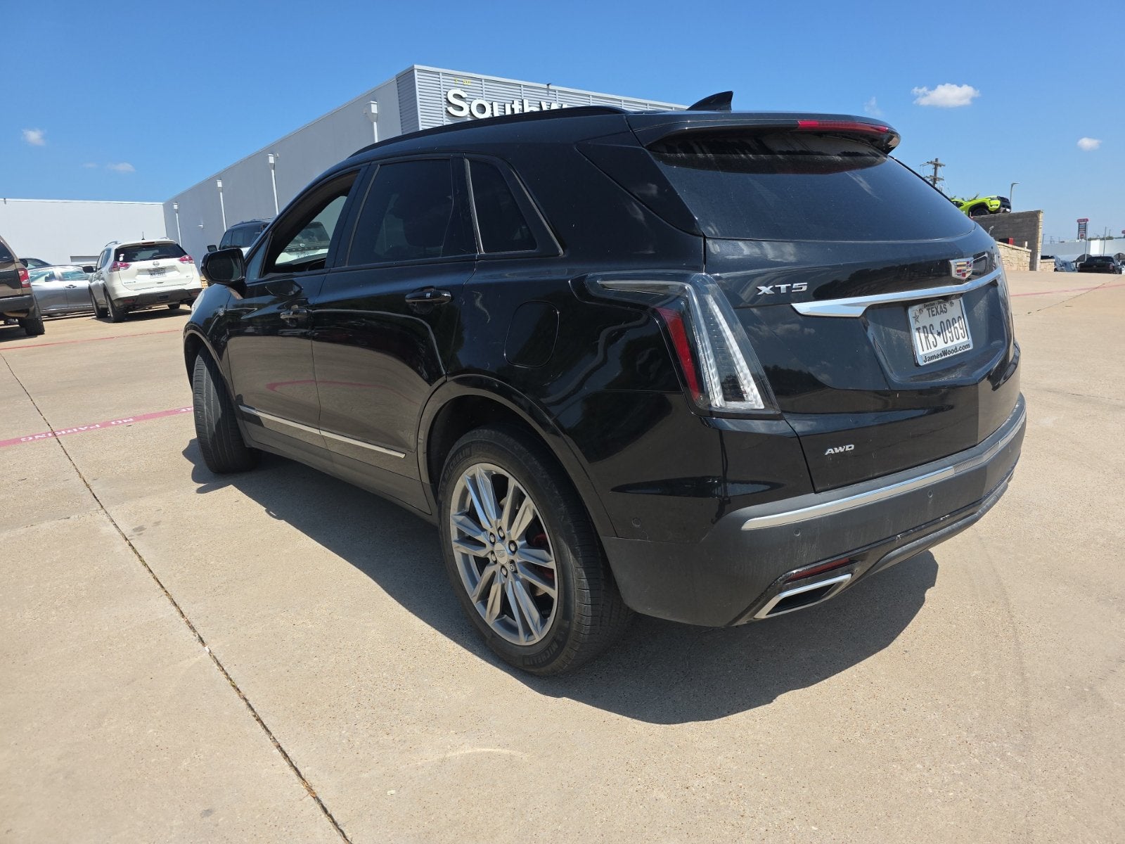 2023 Cadillac XT5 Sport