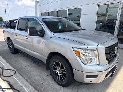2020 Nissan Titan SV