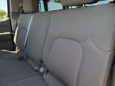 2015 Nissan Frontier SV