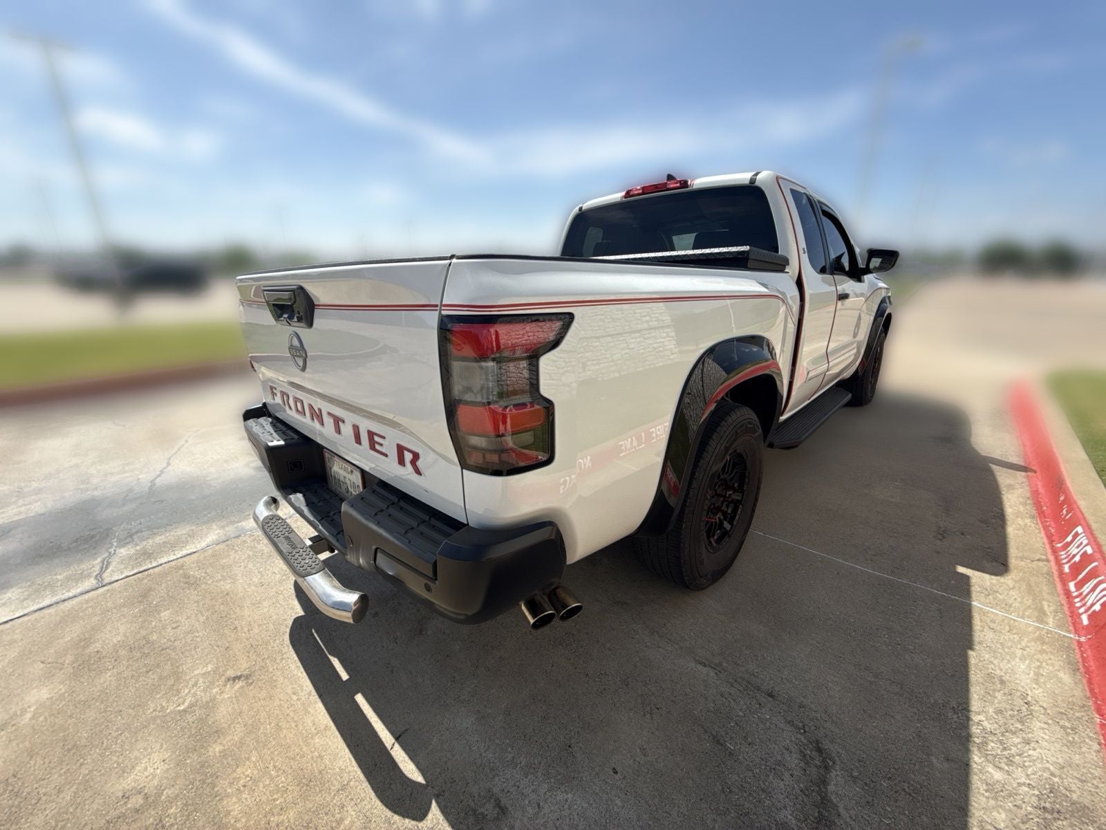 2023 Nissan Frontier S