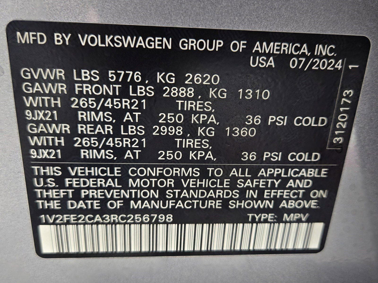 2024 Volkswagen Atlas Cross Sport 2.0T SEL Premium R-Line