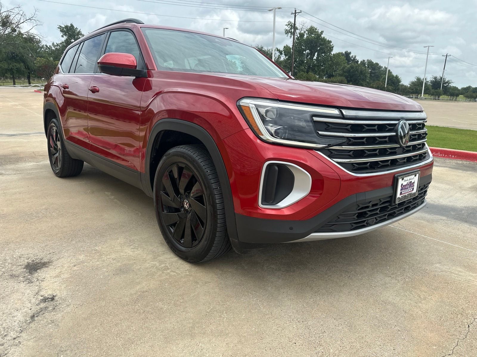 2024 Volkswagen Atlas 2.0T SE w/Technology