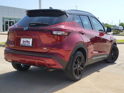 2021 Nissan Kicks SR