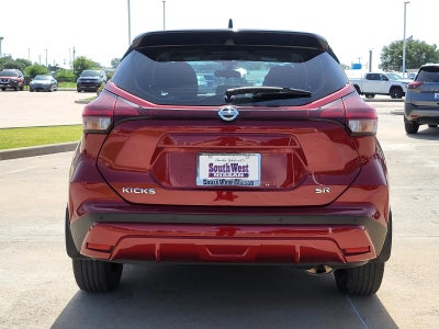 2021 Nissan Kicks SR