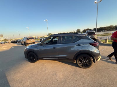 2024 Nissan Kicks SR