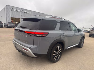 2023 Nissan Pathfinder Platinum
