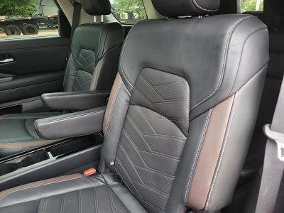 2022 Nissan Pathfinder Platinum