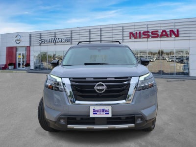2022 Nissan Pathfinder Platinum