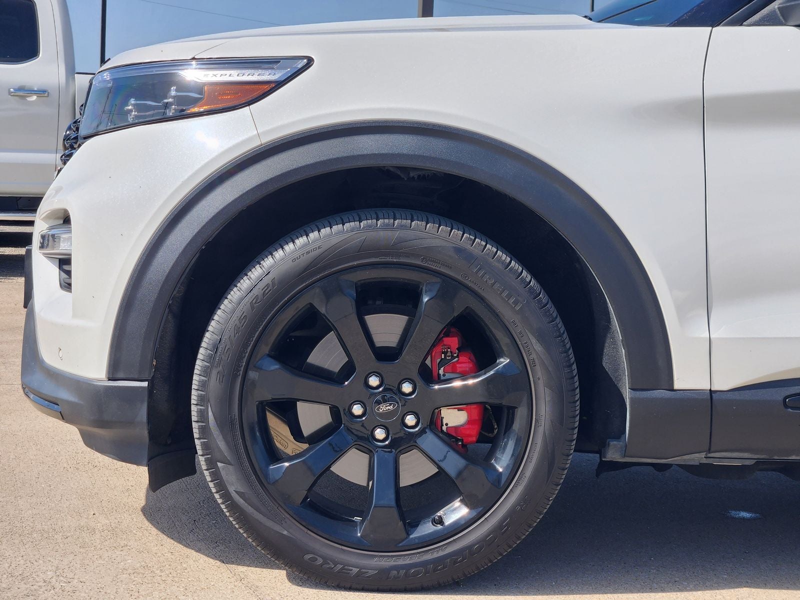 2023 Ford Explorer ST