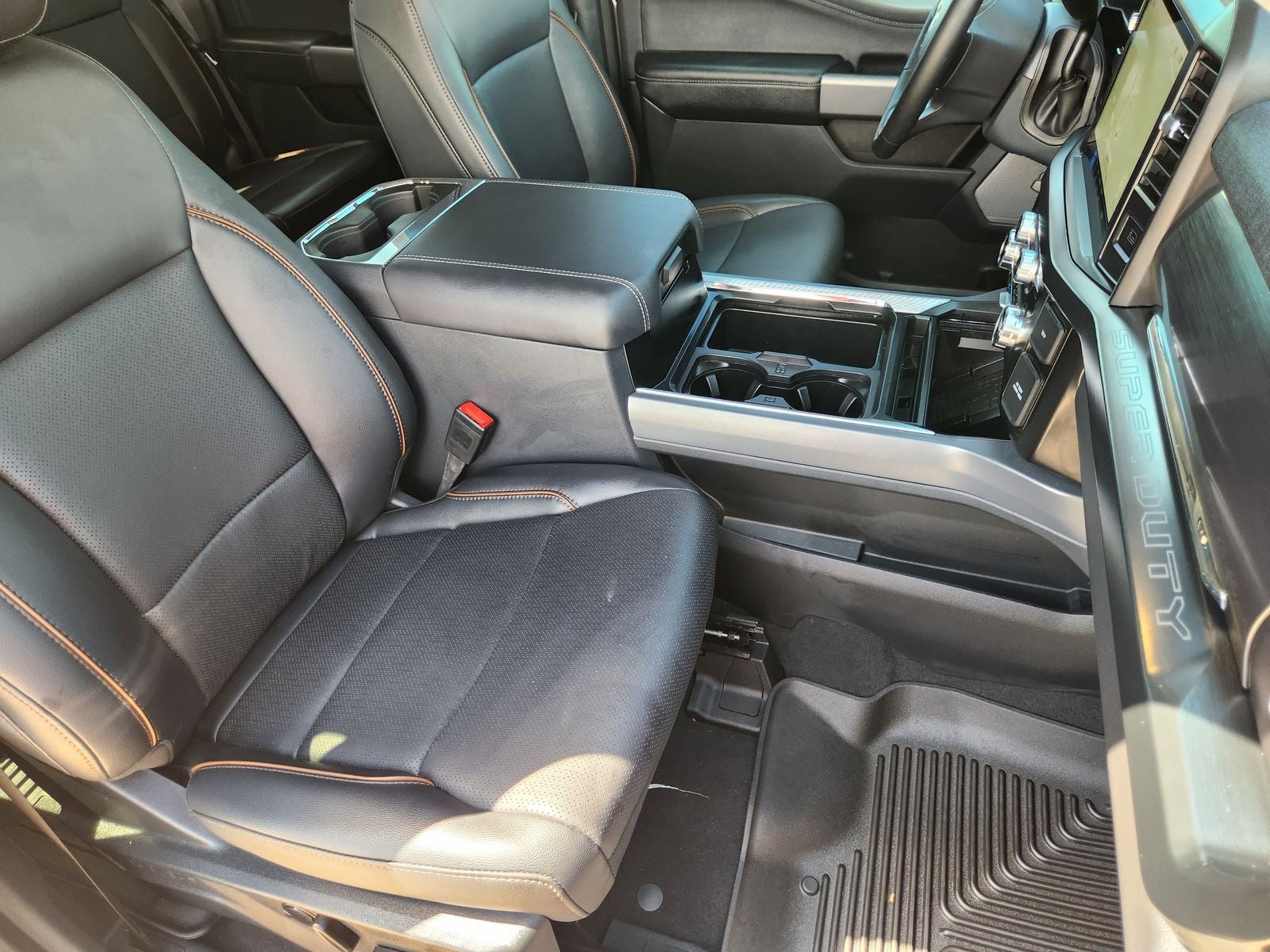 2025 Ford F-350SD Lariat