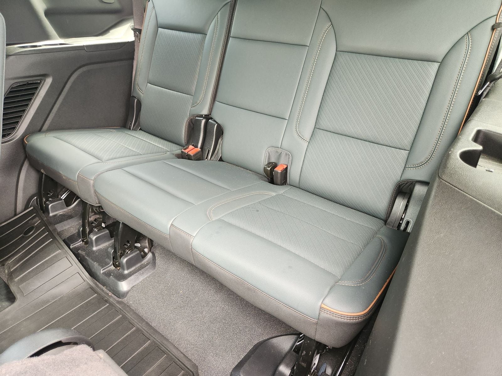 2025 GMC Yukon AT4
