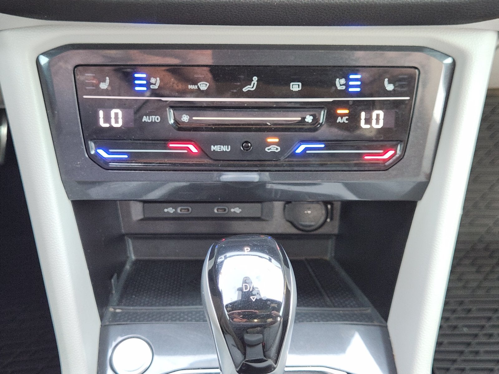 2024 Volkswagen Tiguan 2.0T SEL R-Line