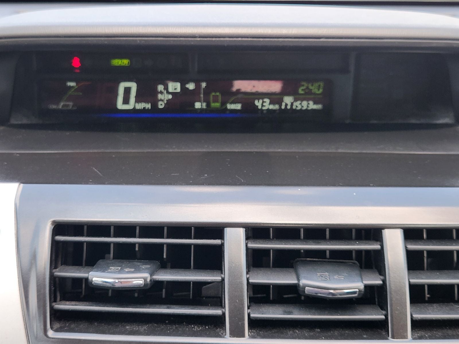 2014 Toyota Prius v Five