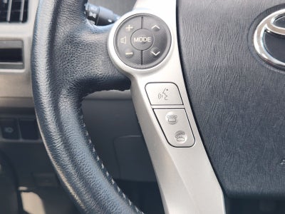 2014 Toyota Prius v Five