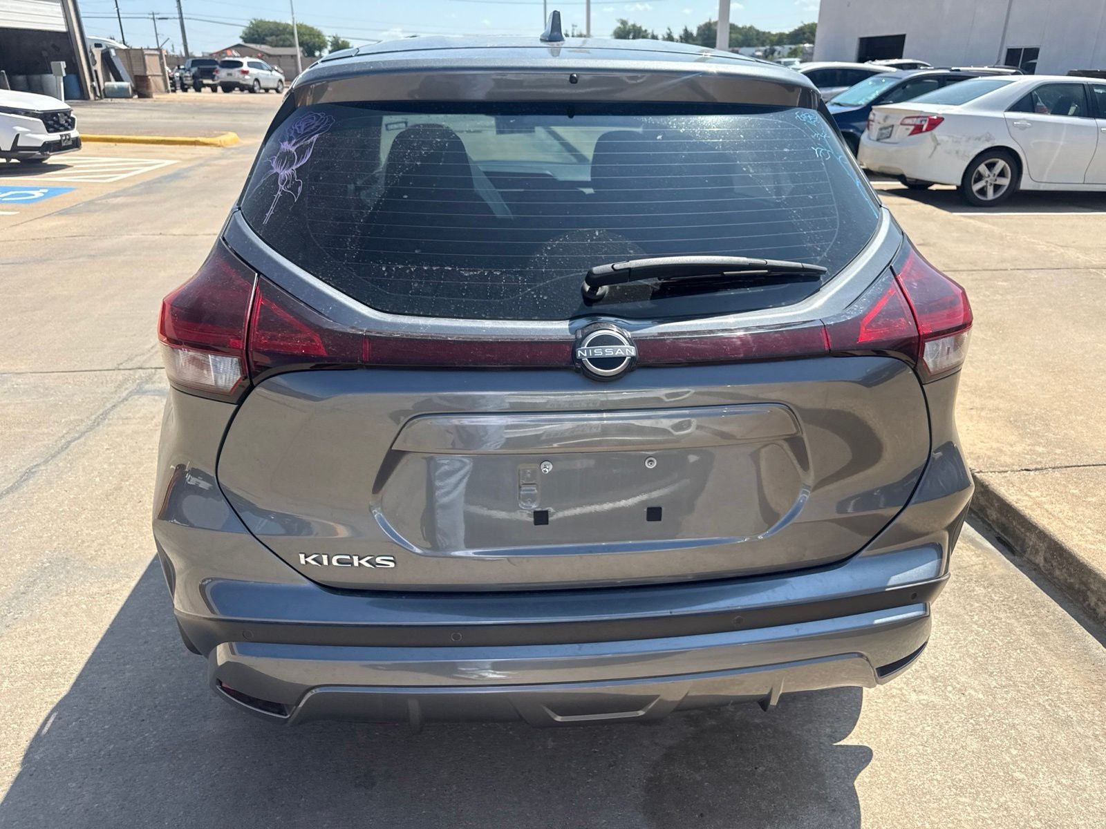 2023 Nissan Kicks S