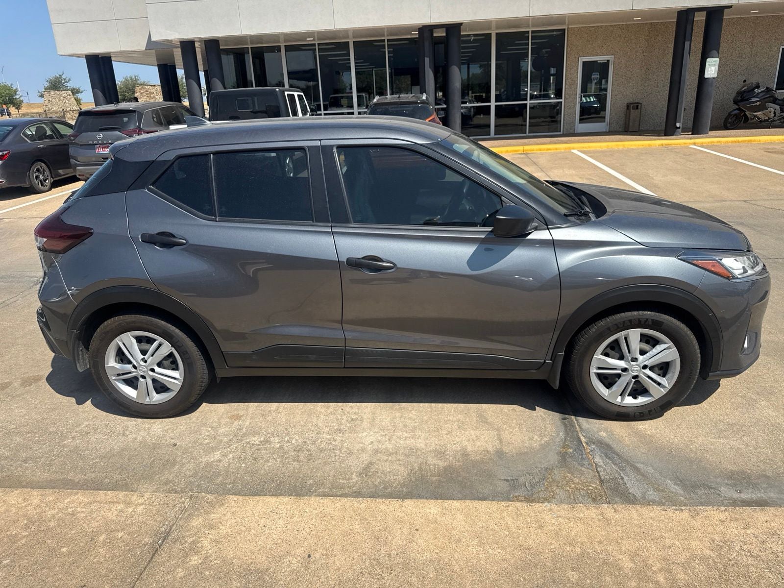 2023 Nissan Kicks S