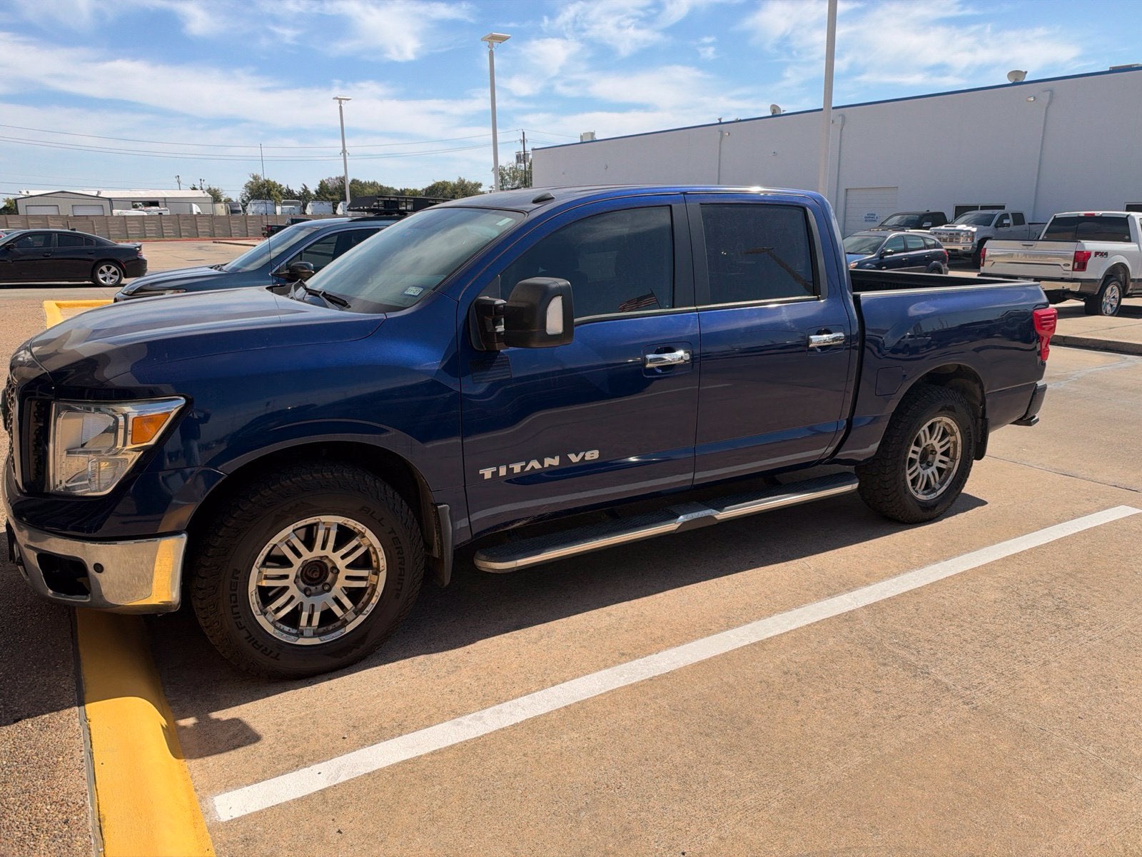 2019 Nissan Titan SV