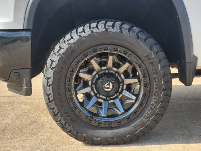 2023 Chevrolet Silverado 2500HD Custom