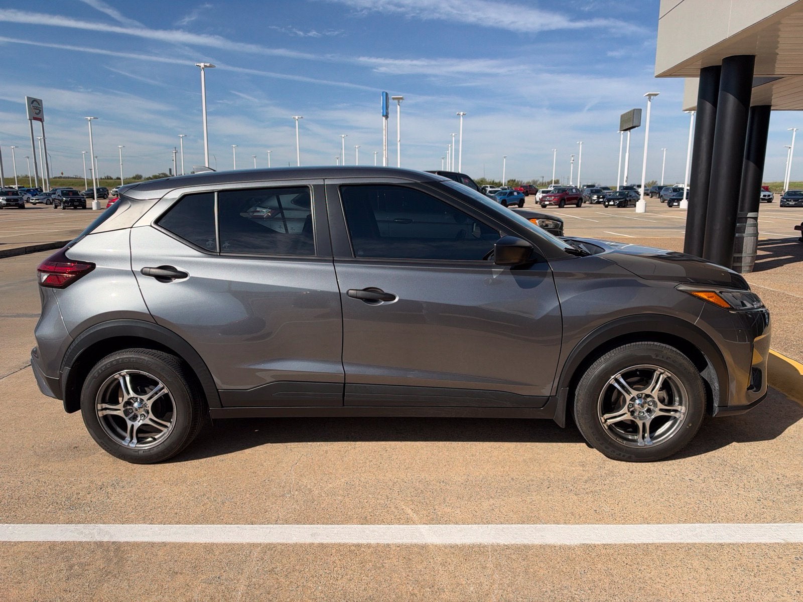 2024 Nissan Kicks S