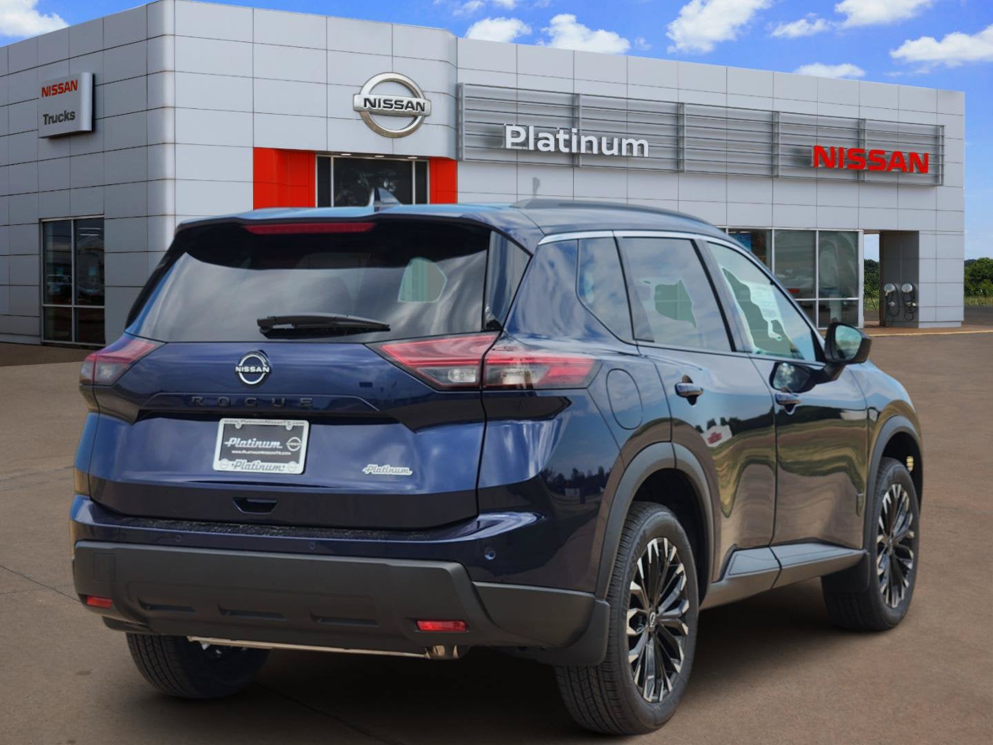 2026 Nissan Rogue Dark Armor