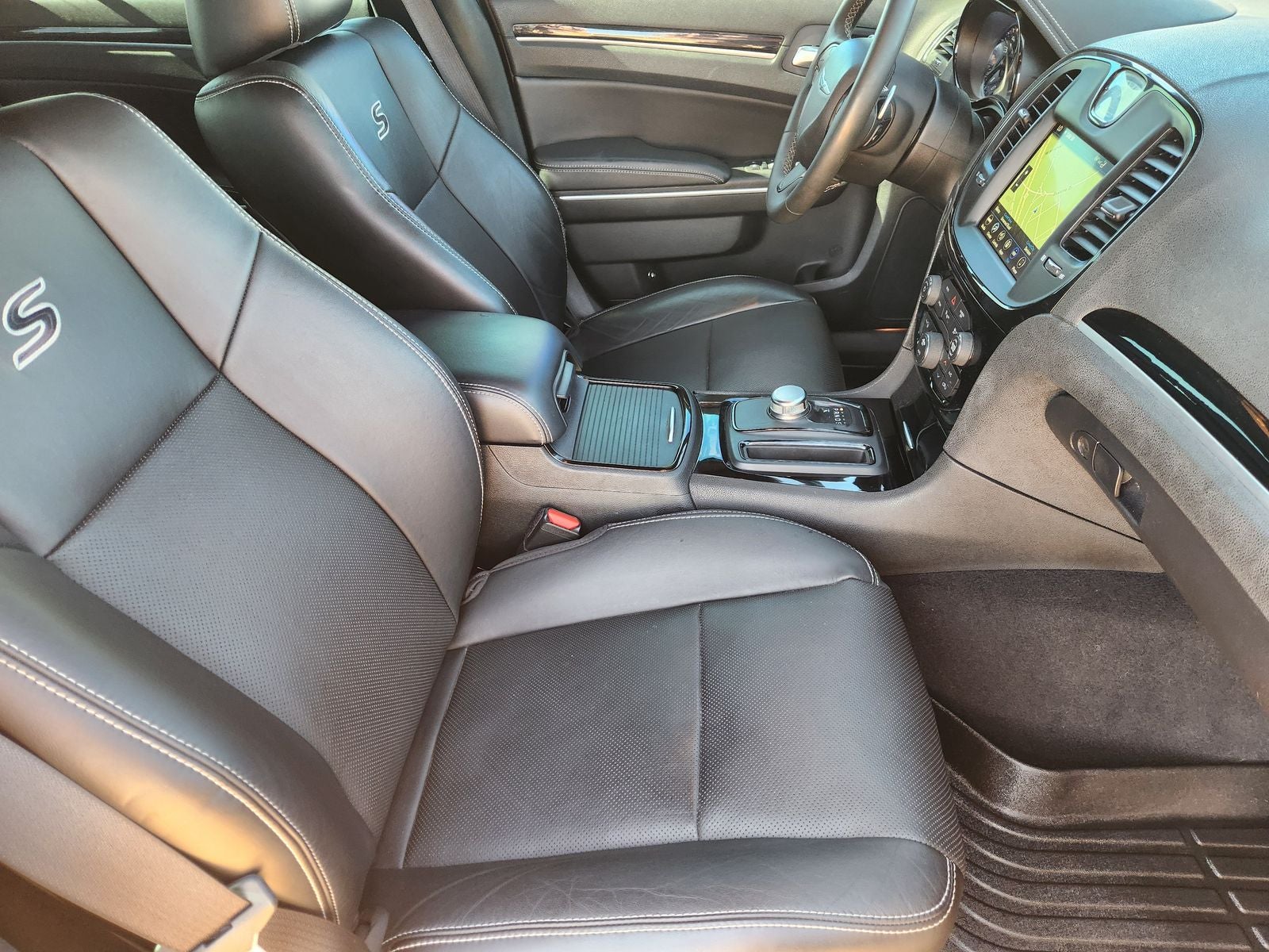 2023 Chrysler 300 S