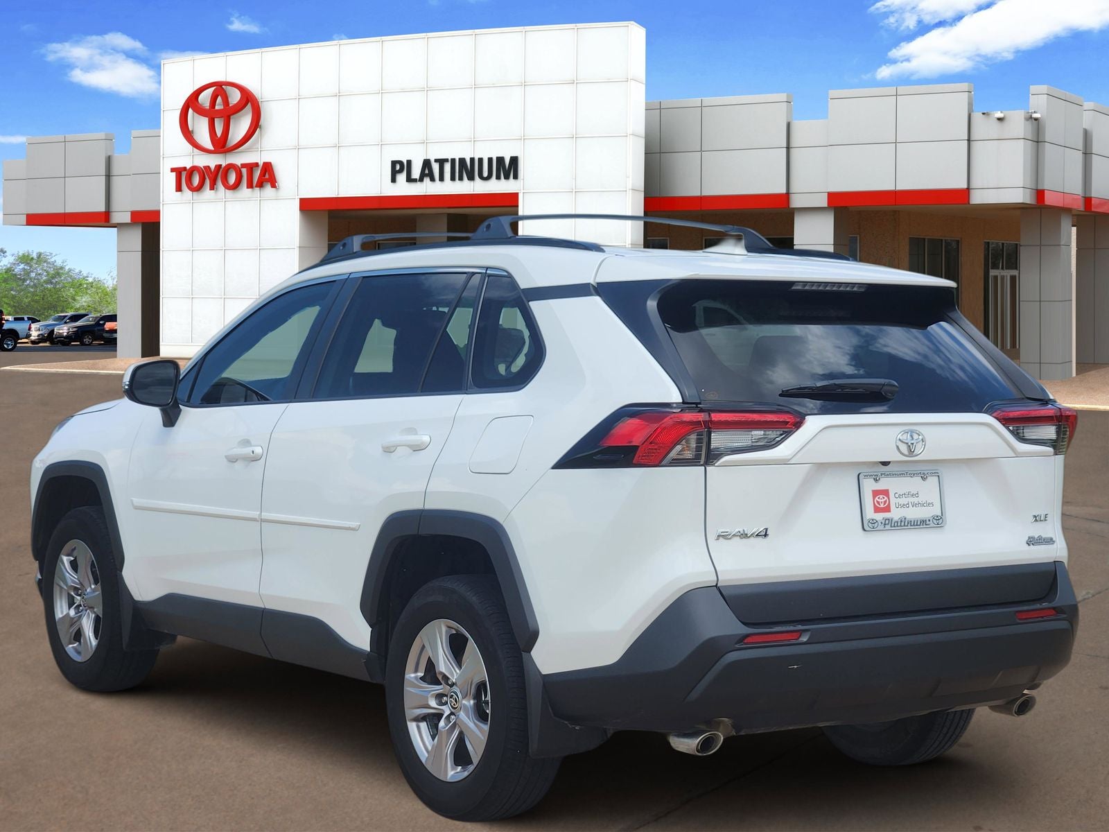 2023 Toyota RAV4 XLE