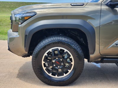2025 Toyota Tacoma Hybrid TRD Off Road
