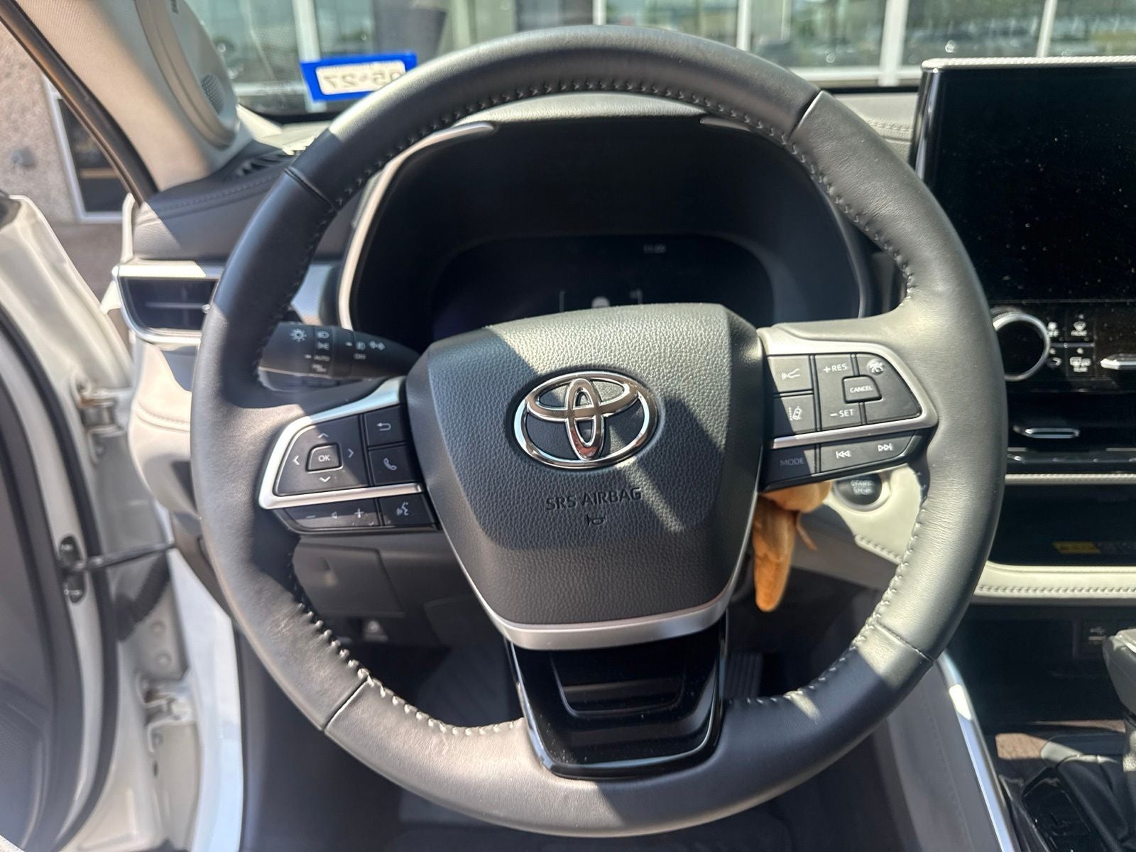 2025 Toyota Highlander Platinum