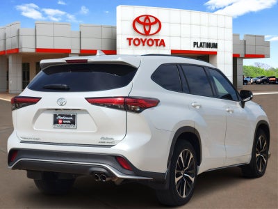 2022 Toyota Highlander XSE