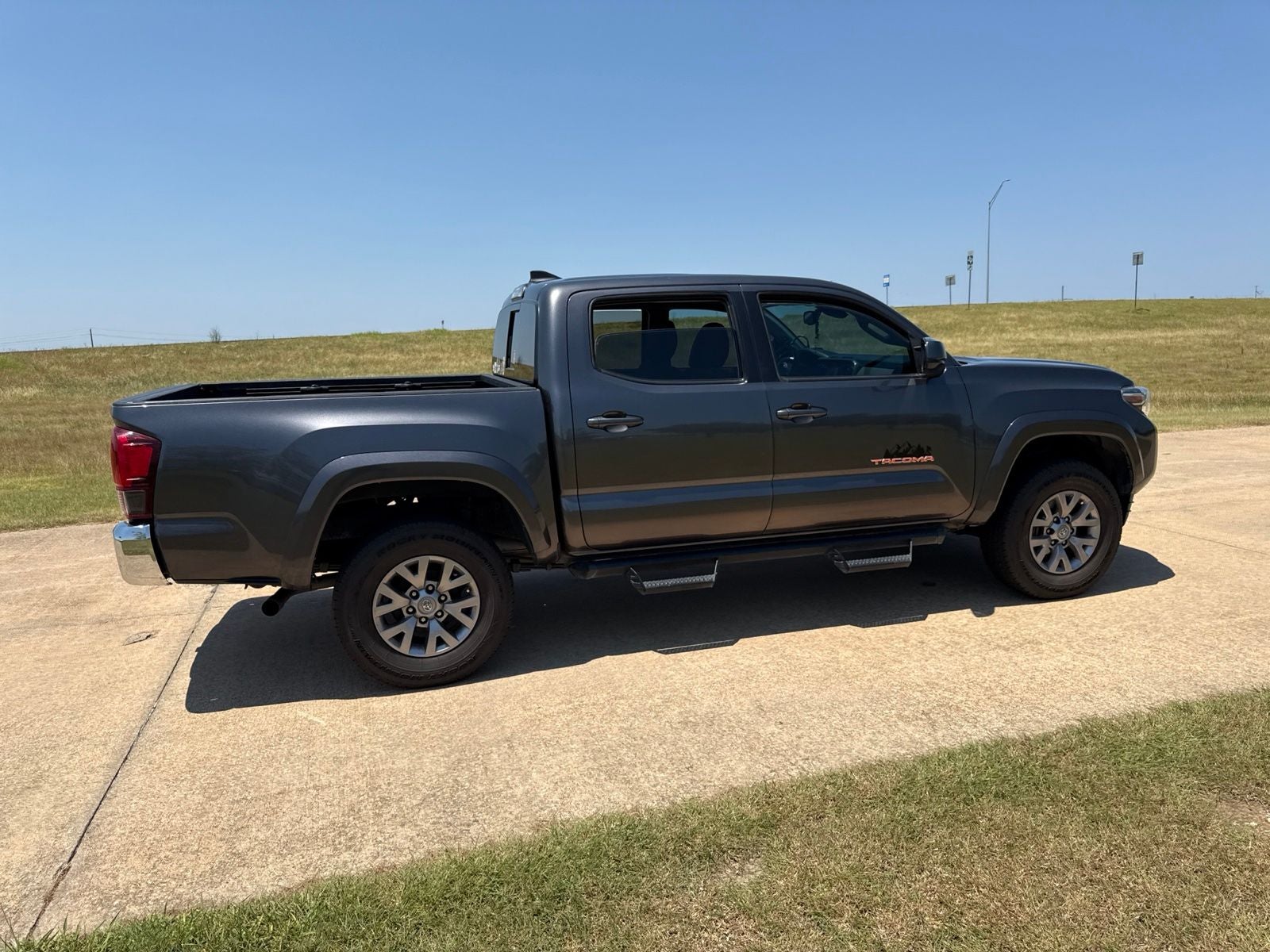 2019 Toyota Tacoma SR5 V6
