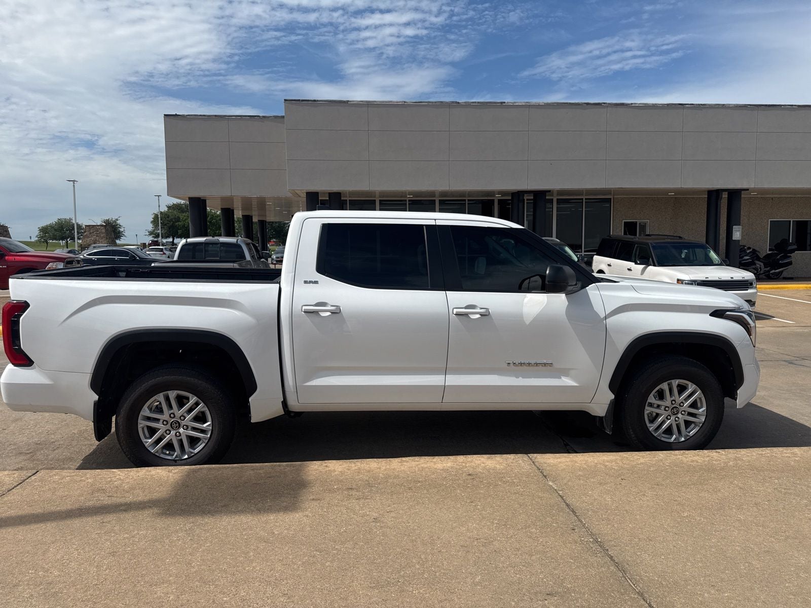2024 Toyota Tundra SR5