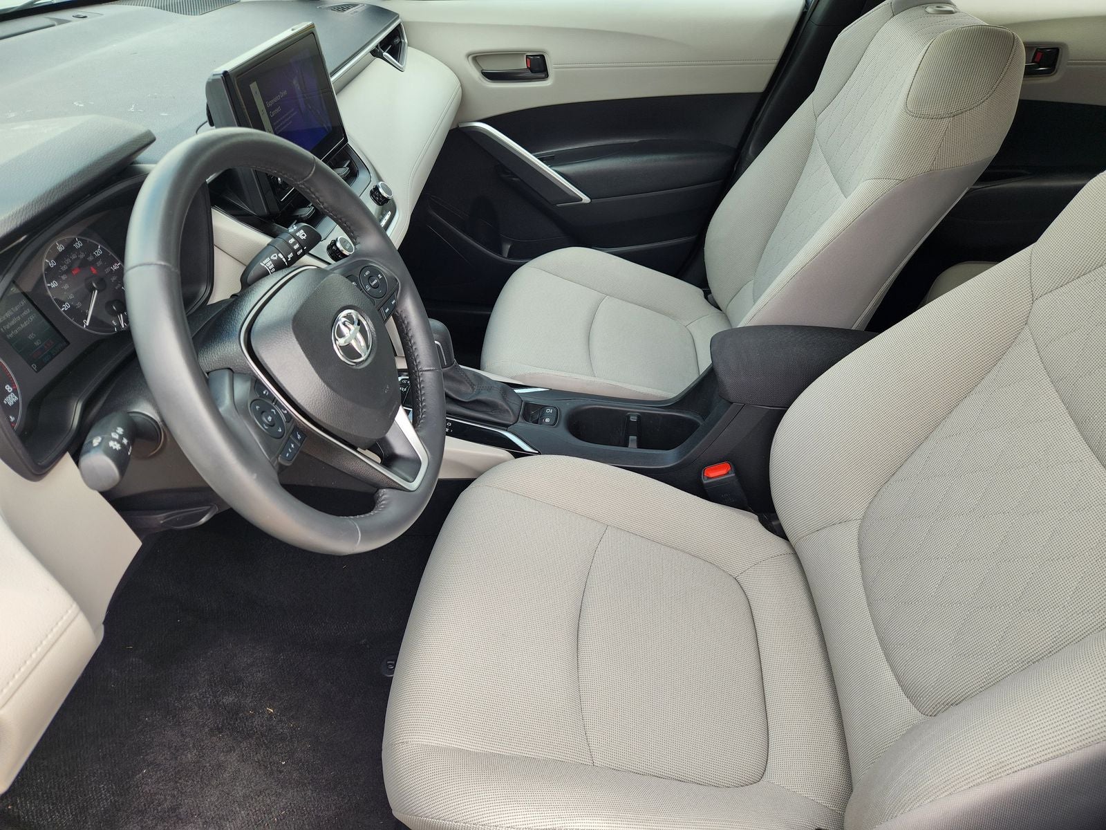 2024 Toyota Corolla Cross LE