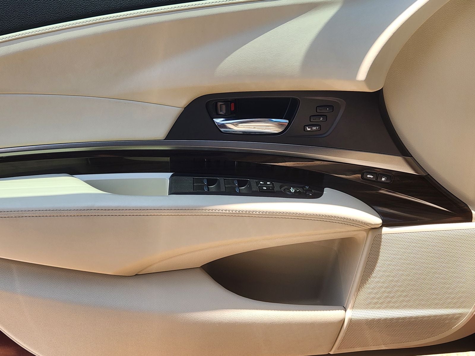 2017 Acura RLX Base