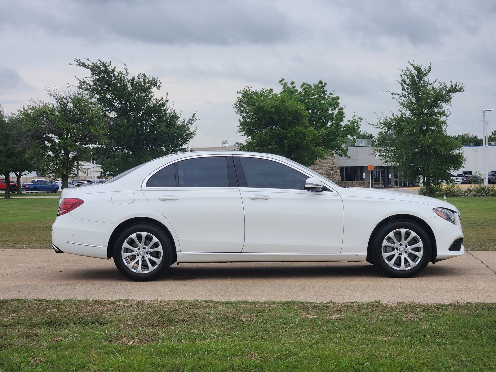 2017 Mercedes-Benz E-Class E 300 4MATIC®