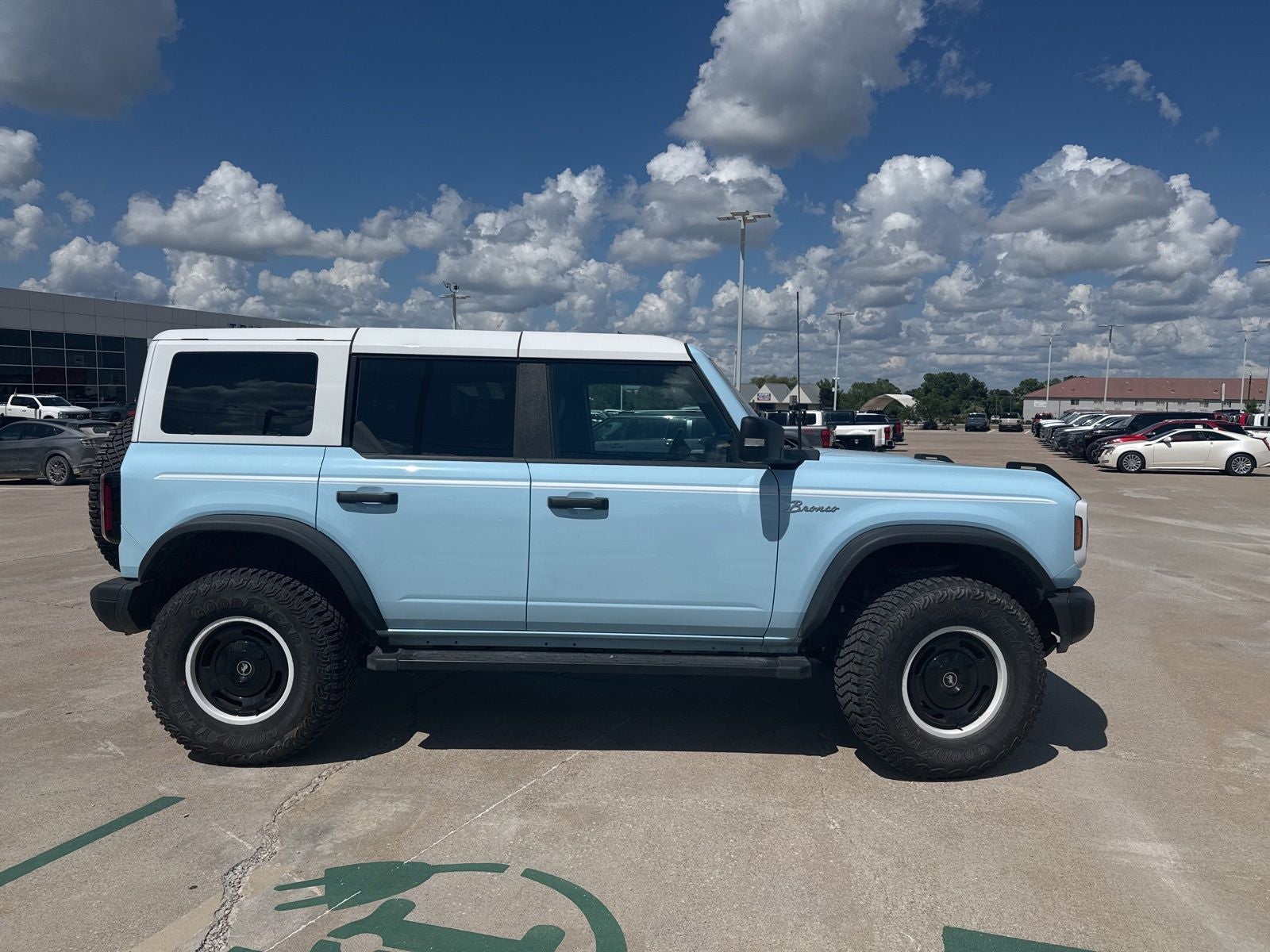 2023 Ford Bronco Heritage Limited Edition