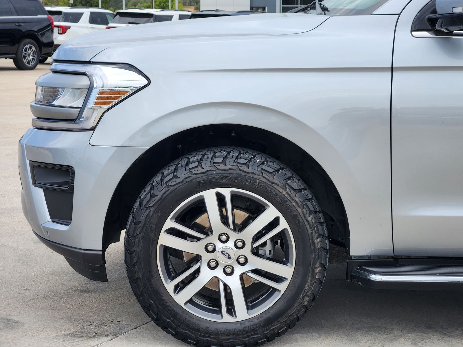 2023 Ford Expedition XLT