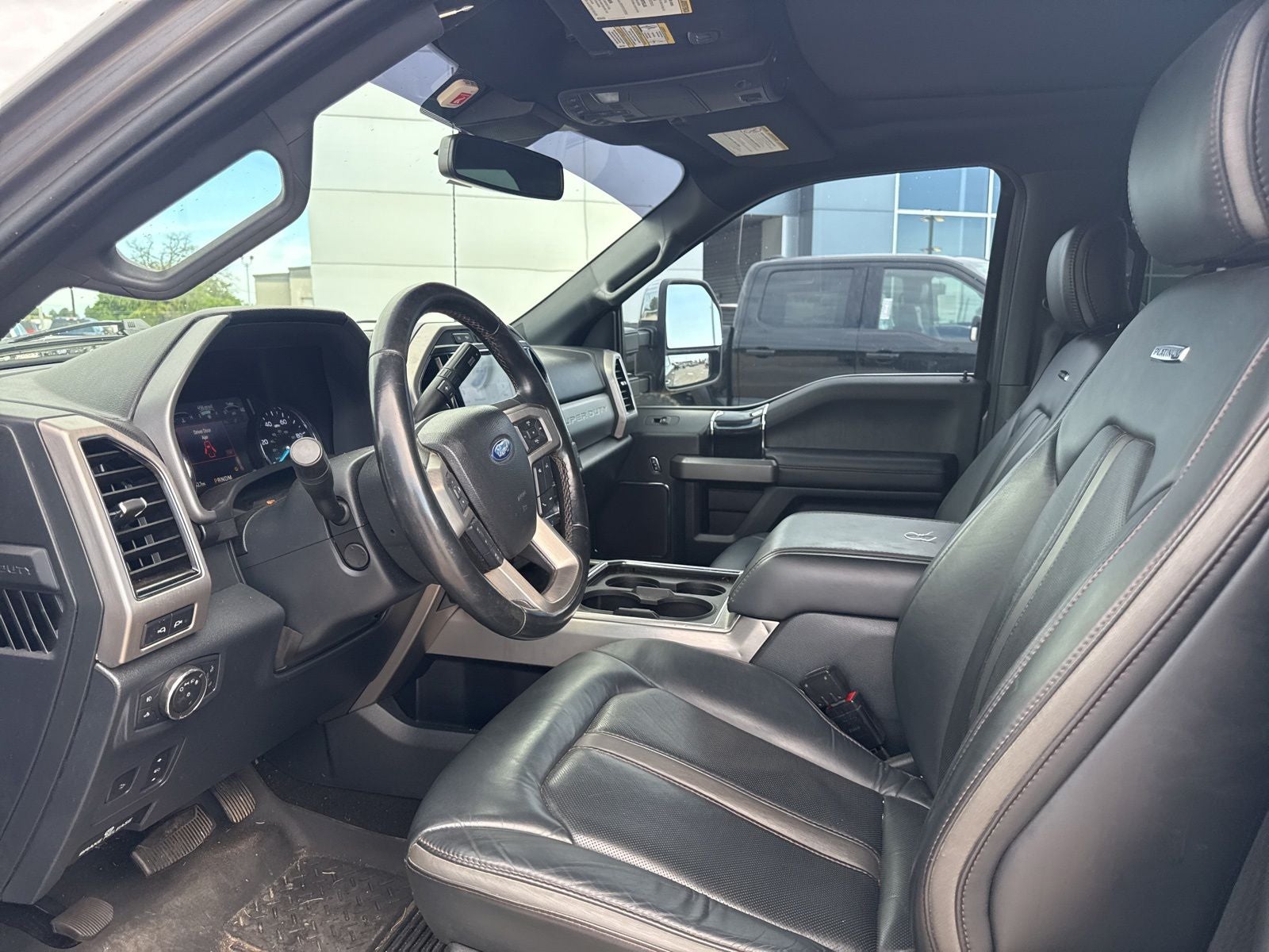 2022 Ford F-350SD Platinum