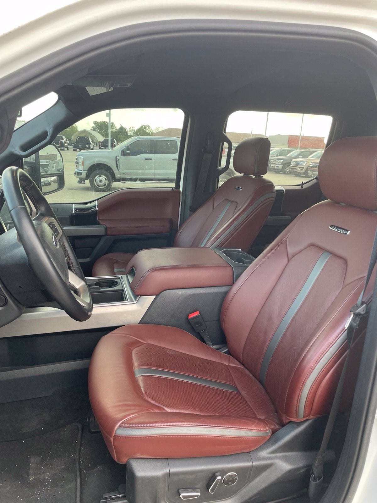 2022 Ford F-350SD Platinum DRW