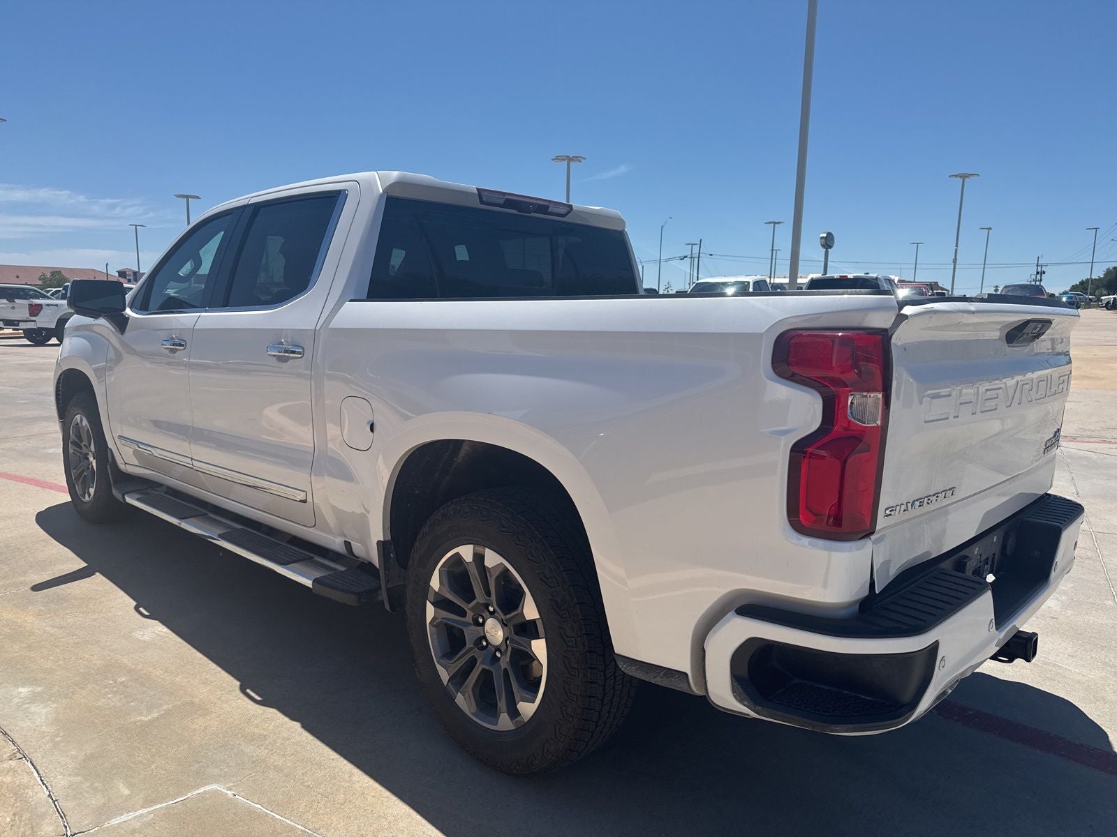 2023 Chevrolet Silverado 1500 High Country