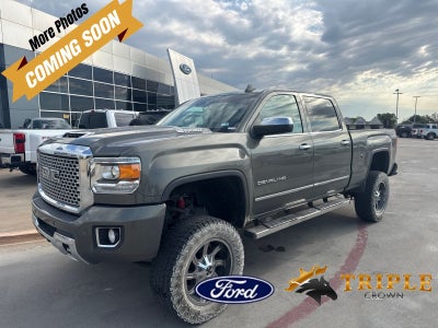 2017 GMC Sierra 2500HD Denali