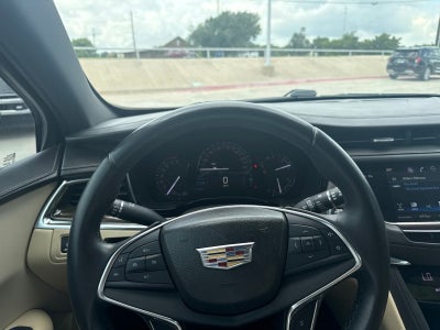 2017 Cadillac XT5 Base