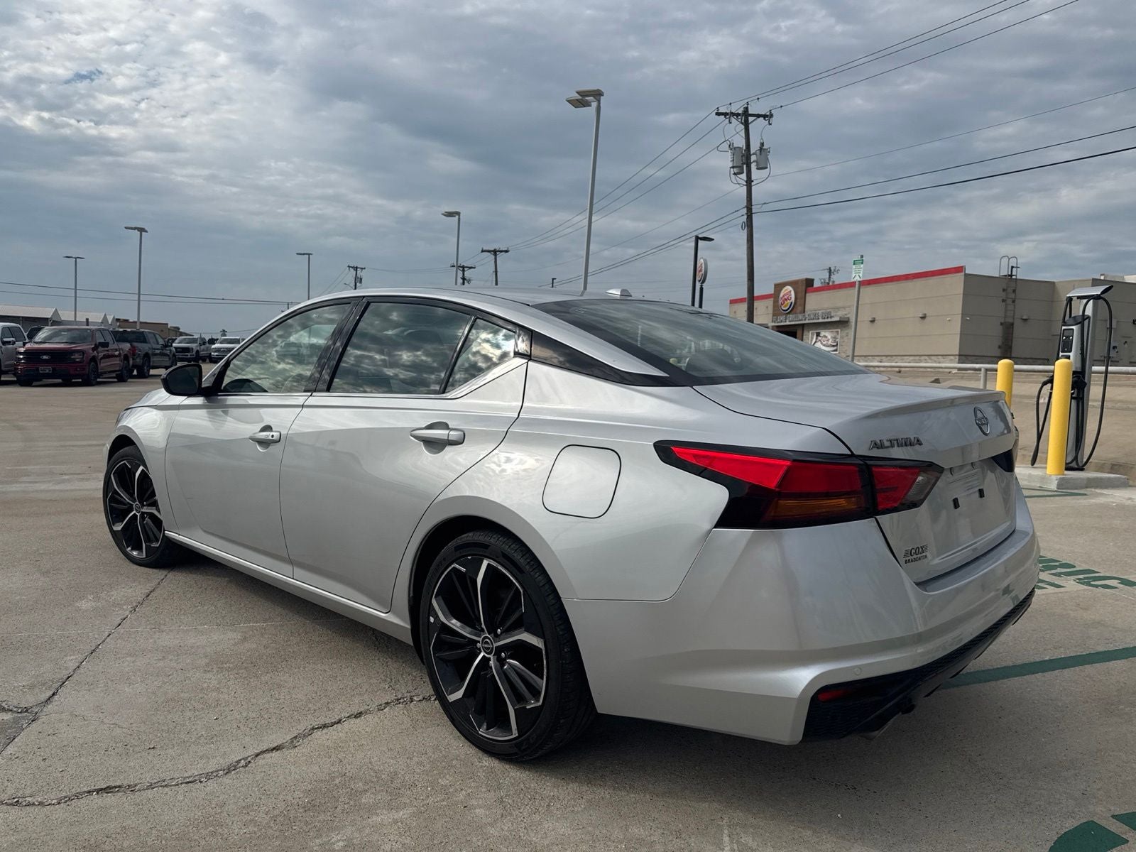 2023 Nissan Altima 2.5 SR