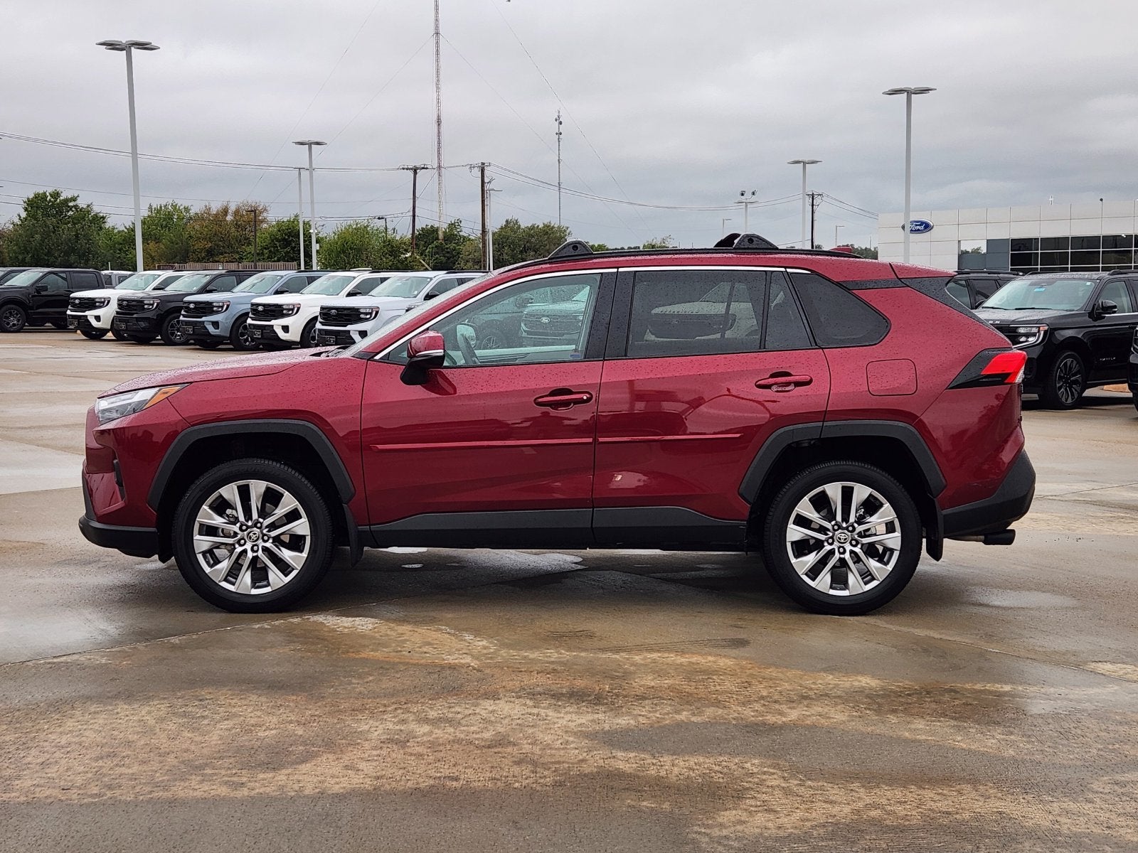2024 Toyota RAV4 XLE Premium