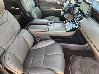 2024 Lincoln Navigator Black Label