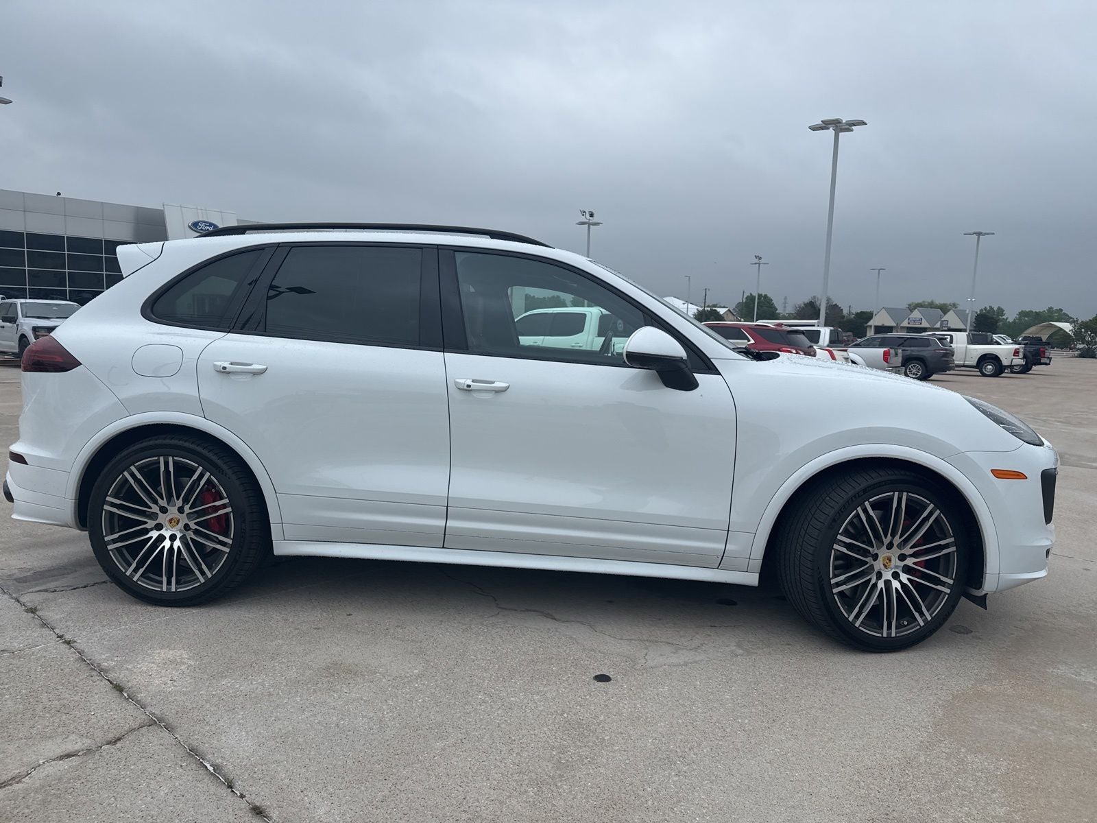 2016 Porsche Cayenne Turbo