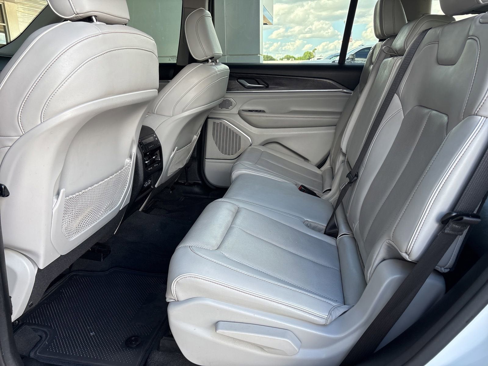 2023 Jeep Grand Cherokee L Overland