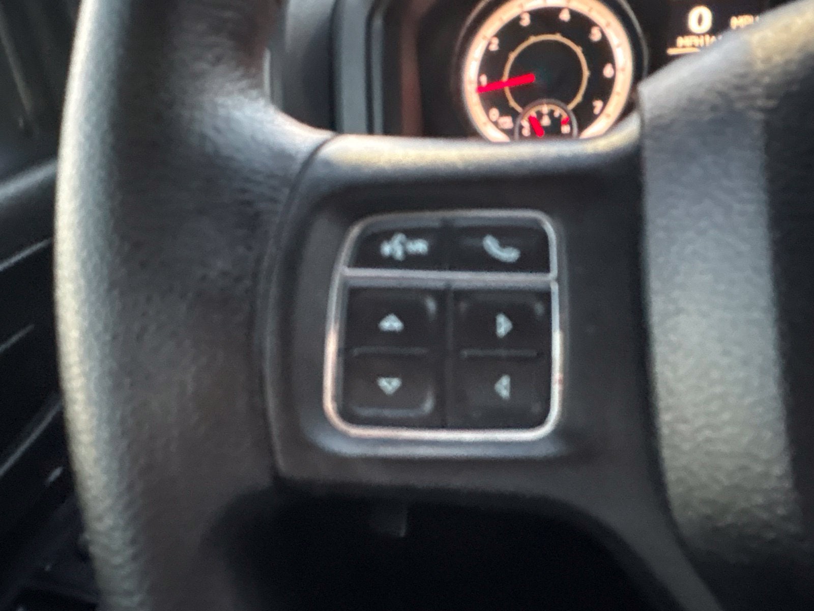 2017 RAM 1500 Express Crew Cab 4x2 5'7" Box